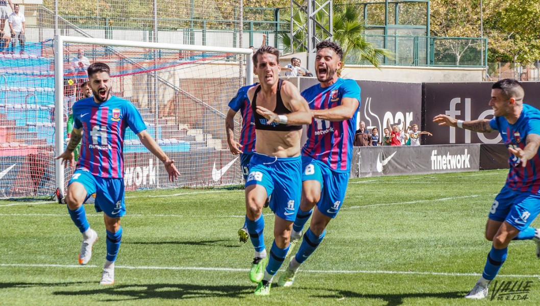 El Eldense hace una remontada de infarto ante el Nàstic (2-1) El Eldense hace una remontada de infarto ante el Nàstic (2-1)