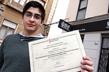 Un estudiante de Petrer distinguido por su expediente acad&eacute;mico con el Premio Extraordinario de Educaci&oacute;n Secundaria 
