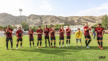 El Eldense se lleva a sus vitrinas el triangular de Villena