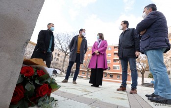La consellera de Calidad Democr&aacute;tica rinde homenaje a Te&oacute;filo del Valle en el 45 aniversario de su muerte