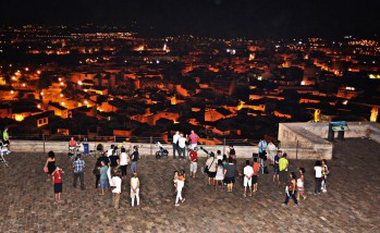 La historia de Petrer bajo la luz de la luna
