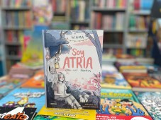 "Soy Atria con luz propia" de W. Ama