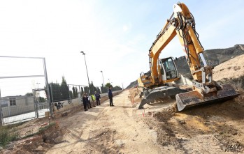 Comienzan las obras de acceso al IES Monastil dos a&ntilde;os despu&eacute;s