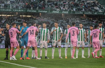 Vuelve el padrino del Eldense