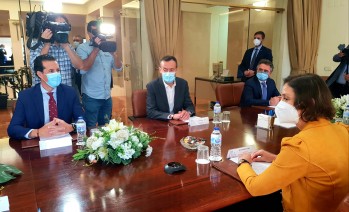 Alfaro se reuni&oacute; con la ministra de Comercio para hablar de los aranceles americanos al calzado