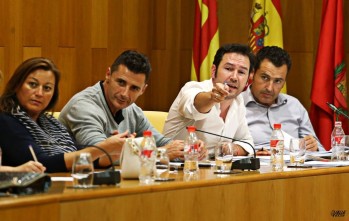 Las becas de transporte y las subvenciones a colectivos juveniles de 2016 se podr&iacute;an perder seg&uacute;n el PP