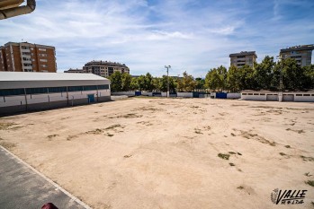 El campo anexo se transformar&aacute; en un campo de c&eacute;sped para los equipos visitantes