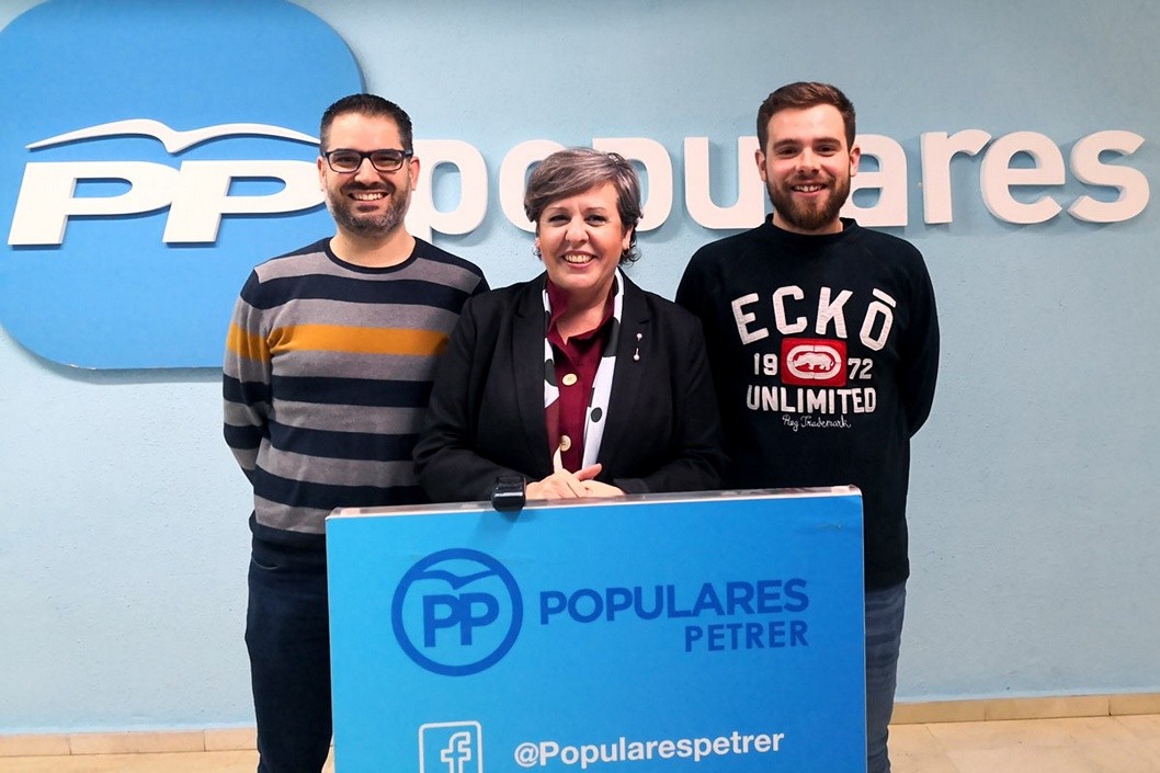 Víctor Antón Pérez es el nuevo presidente de Nuevas Generaciones del PP de Petrer Víctor Antón Pérez es el nuevo presidente de Nuevas Generaciones del PP de Petrer
