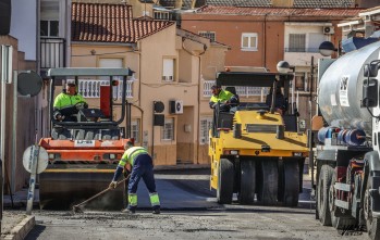 Petrer invierte m&aacute;s de 270.000 euros en reasfaltar 36 zonas