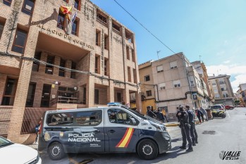 Detenido por robo con violencia e intimidaci&oacute;n y falsedad documental un hombre buscado en Alemania