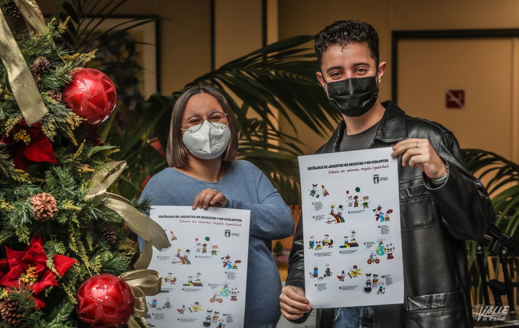 Petrer apuesta por “regalar igualdad” esta Navidad y lanza un decálogo de juguetes no sexistas Petrer apuesta por “regalar igualdad” esta Navidad y lanza un decálogo de juguetes no sexistas