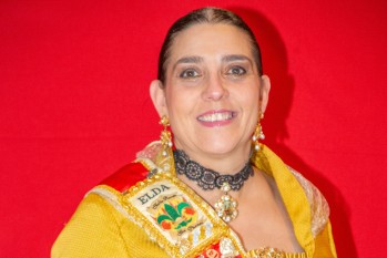 Adela Verd&uacute; es la nueva presidenta de las Fallas de Elda