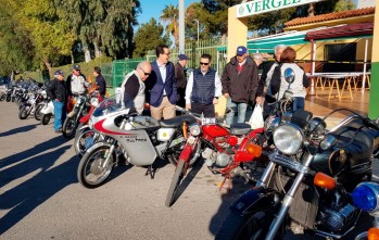 La Asociaci&oacute;n  Amigos Motos Antiguas celebra la 16&ordf; vuelta de Veh&iacute;culos Cl&aacute;sicos