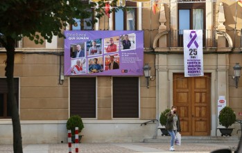Siete hombres protagonizan la campa&ntilde;a contra la violencia machista en Elda