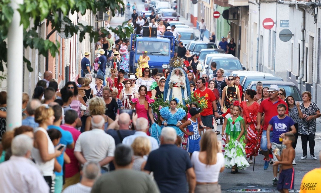 Las Fiestas Mayores se viven en los barrios Las Fiestas Mayores se viven en los barrios