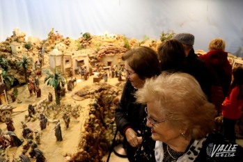 El bel&eacute;n de la Junta Mayor de Cofrad&iacute;as abre sus puertas