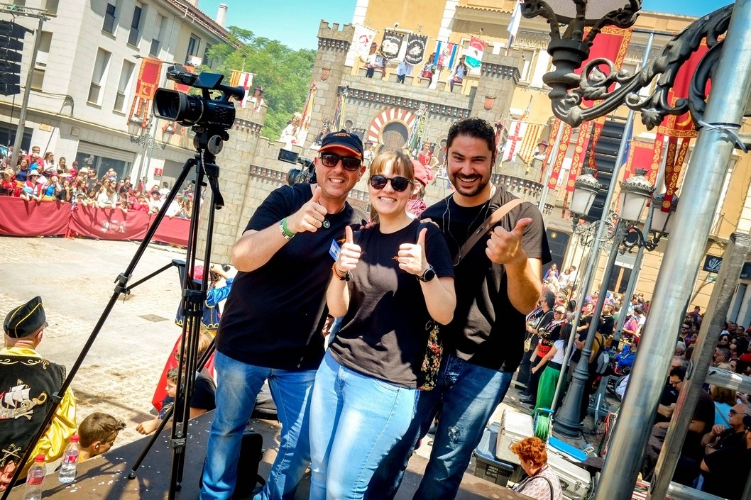Más de 50 profesionales de Cableworld trasladarán a todos sus abonados las retransmisiones de Moros y Cristianos Más de 50 profesionales de Cableworld trasladarán a todos sus abonados las retransmisiones de Moros y Cristianos