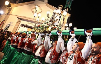 San Ant&oacute;n pone el punto y final a unas vibrantes fiestas de Moros y Cristianos