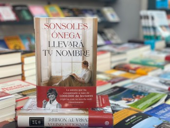 "Llevar&aacute; tu nombre" de Sonsoles &Oacute;nega