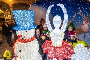 La magia de la Navidad ilumina Elda