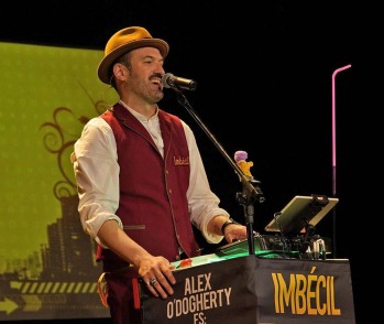 Alex O&rsquo;Dogherty llega a Petrer con &ldquo;Imb&eacute;cil, midiendo las palabras&rdquo;