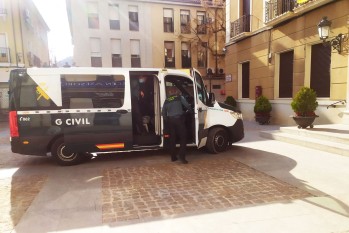 Condenan a siete a&ntilde;os y medio de c&aacute;rcel al acusado de golpear y rociar con gasolina a su mujer e hijo en Elda
