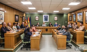El pleno aprueba la subida de la tasa de la basura en Petrer con el voto en contra de toda la oposici&oacute;n