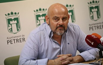 El PP de Petrer vuelve a solicitar una bajada del IBI del 10% para no "seguir recaudando tanto dinero"
