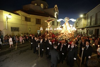Una procesi&oacute;n para la historia