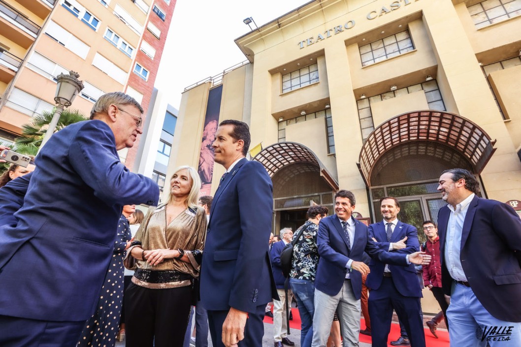 Ximo Puig asiste en Elda a los Premios de la Asociación de la Empresa Familiar de Alicante Ximo Puig asiste en Elda a los Premios de la Asociación de la Empresa Familiar de Alicante