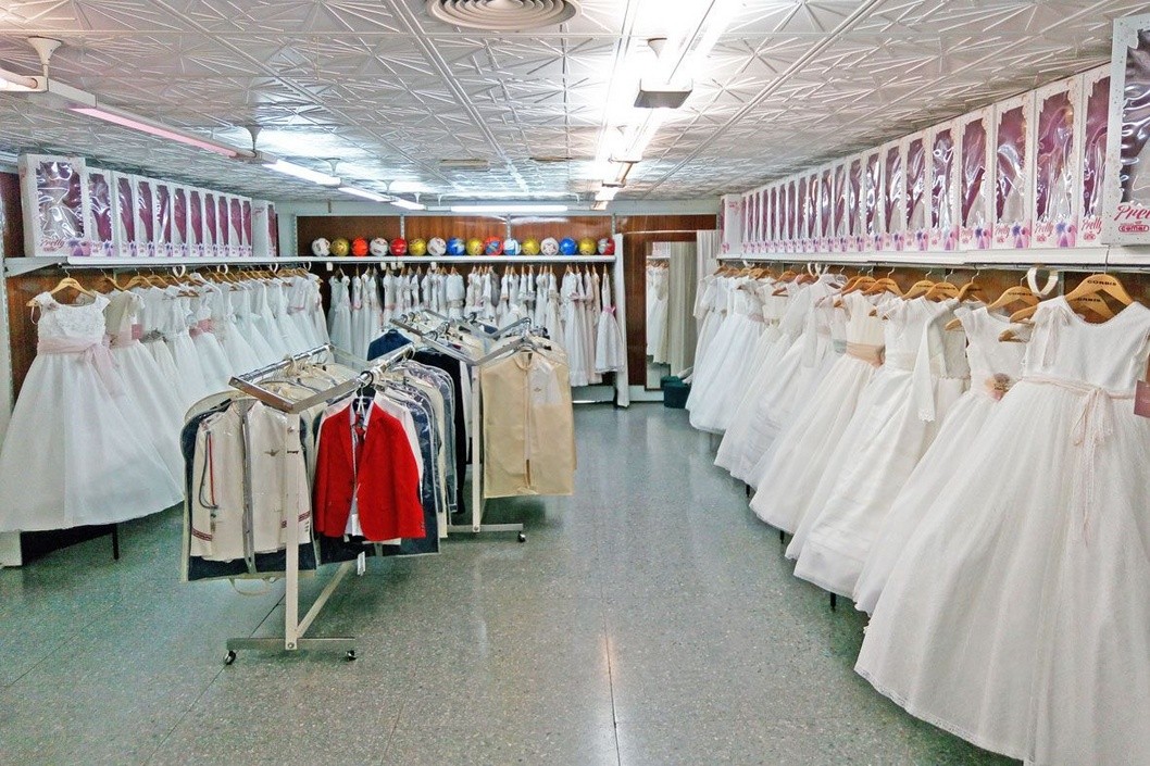 CorbisComuniones ofrece un amplio surtido de trajes y vestidos de Comunión CorbisComuniones ofrece un amplio surtido de trajes y vestidos de Comunión