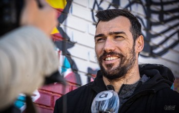 El petrer&iacute; Gede&oacute;n Guardiola disputa su primer torneo como capit&aacute;n de los &ldquo;Hispanos&rdquo;