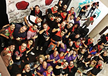 Unas 300 personas consolidan la "Senda de los elefantes" por los cuartelillos de Elda 