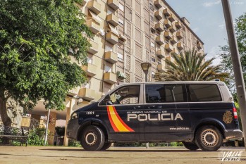 Detenido por acuchillar en el cuello a un taxista en Elda
