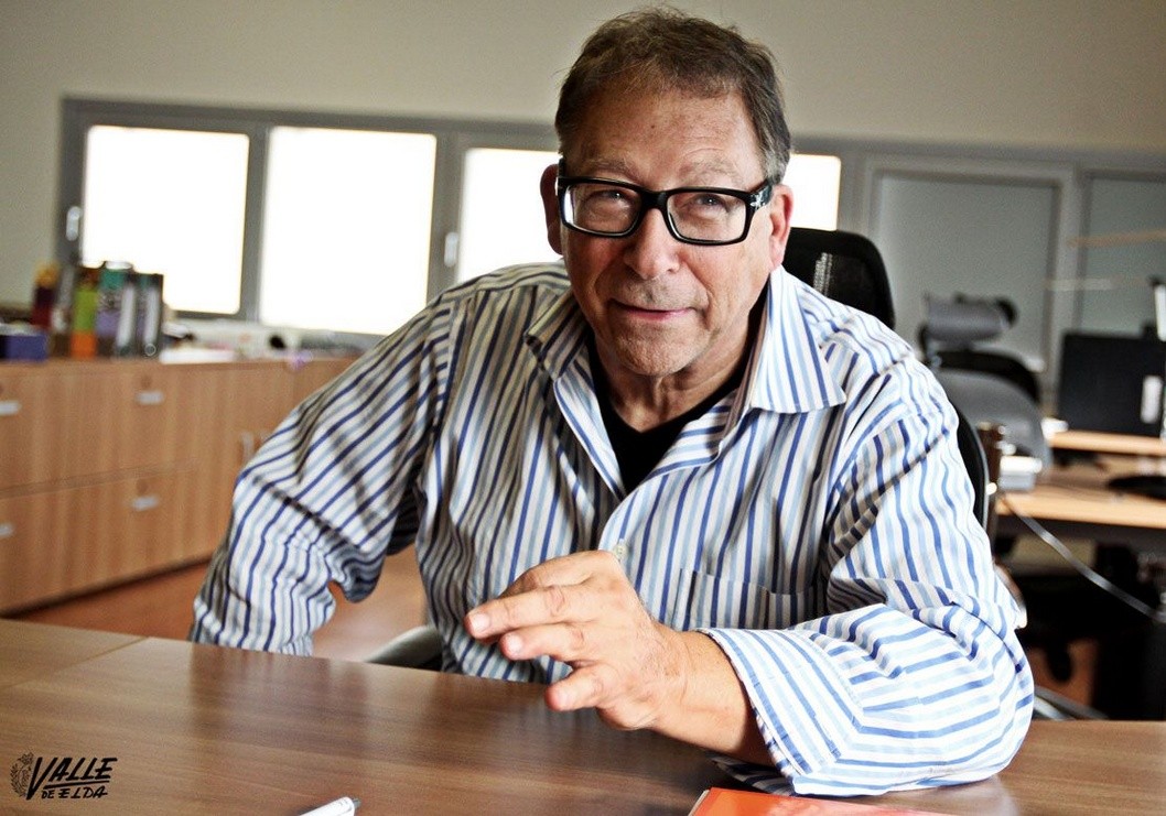 Stuart Weitzman celebra sus 45 años desde que llegó a Elda y Petrer Stuart Weitzman celebra sus 45 años desde que llegó a Elda y Petrer
