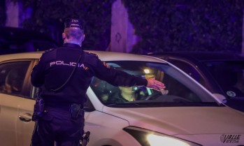 Detenido en Elda por agredir a su mujer y a su hijo y echarles gasolina con la intenci&oacute;n de prenderles fuego