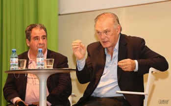 Pedro Piqueras ofreci&oacute; una lecci&oacute;n de periodismo en Petrer
