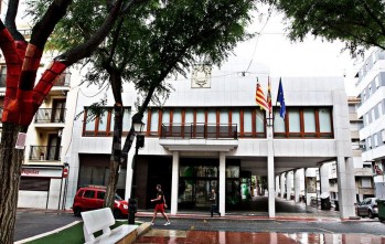 El Ayuntamiento de Petrer cuenta con 1,7 millones para inversiones gracias al super&aacute;vit de 2015