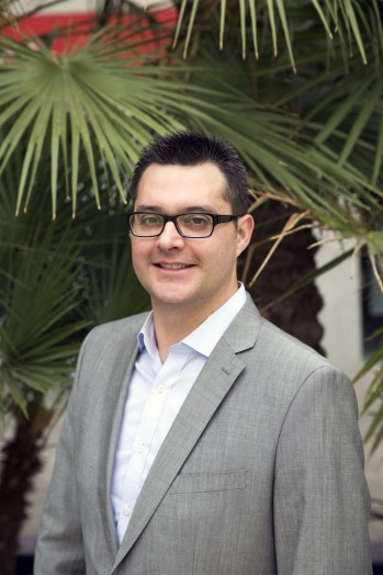 C&eacute;sar Gonz&aacute;lez se presenta por Ciudadanos Democr&aacute;ticos