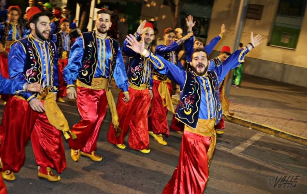 La alegría tomó las calles de Elda con la Retreta La alegría tomó las calles de Elda con la Retreta