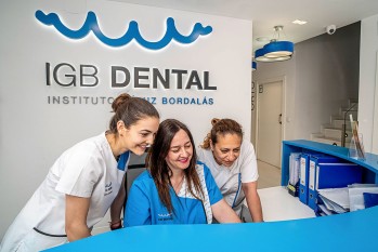 IGB Dental: l&iacute;deres en Implantes y dientes fijos en un d&iacute;a