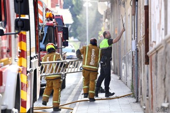 Detienen al presunto autor del incendio provocado en un supuesto prost&iacute;bulo ilegal en la calle 2 de Mayo de Elda