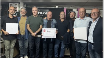 La escuadra Requena-Karlas de la comparsa de Piratas de Elda, ganadora del concurso de &Eacute;rase Biograf&iacute;as
