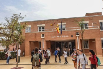 Una exposici&oacute;n por los 25 a&ntilde;os del Instituto Paco Moll&aacute; de Petrer