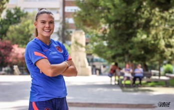 Esther Garc&iacute;a, jugadora de f&uacute;tbol: &ldquo;Si pudiera llegar con el Atleti al primer equipo ser&iacute;a un sue&ntilde;o&rdquo;