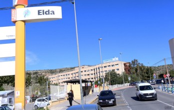 Ligero repunte en el Hospital de Elda con siete nuevos positivos y un fallecido por COVID-19
