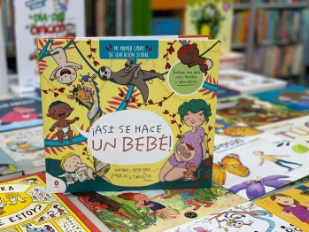 "As&iacute; se hace un beb&eacute;" de Anna Salvia con ilustraciones de Cristina Torr&oacute;n