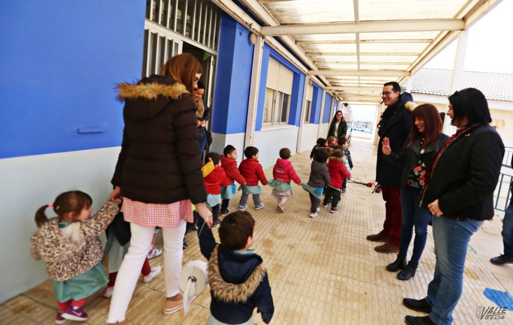 El Ayuntamiento hace un inventario de las deficiencias de los colegios para acometer mejoras con el plan Edificant El Ayuntamiento hace un inventario de las deficiencias de los colegios para acometer mejoras con el plan Edificant