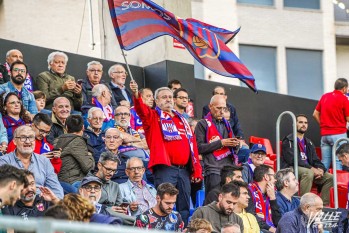 El Eldense activa la fila 0 en el partido ante el SD Huesca a beneficio de los afectados por la DANA