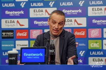 Jos&eacute; Luis Oltra: "La Romareda es un estadio dif&iacute;cil en el que hay que jugar al m&aacute;ximo de concentraci&oacute;n"